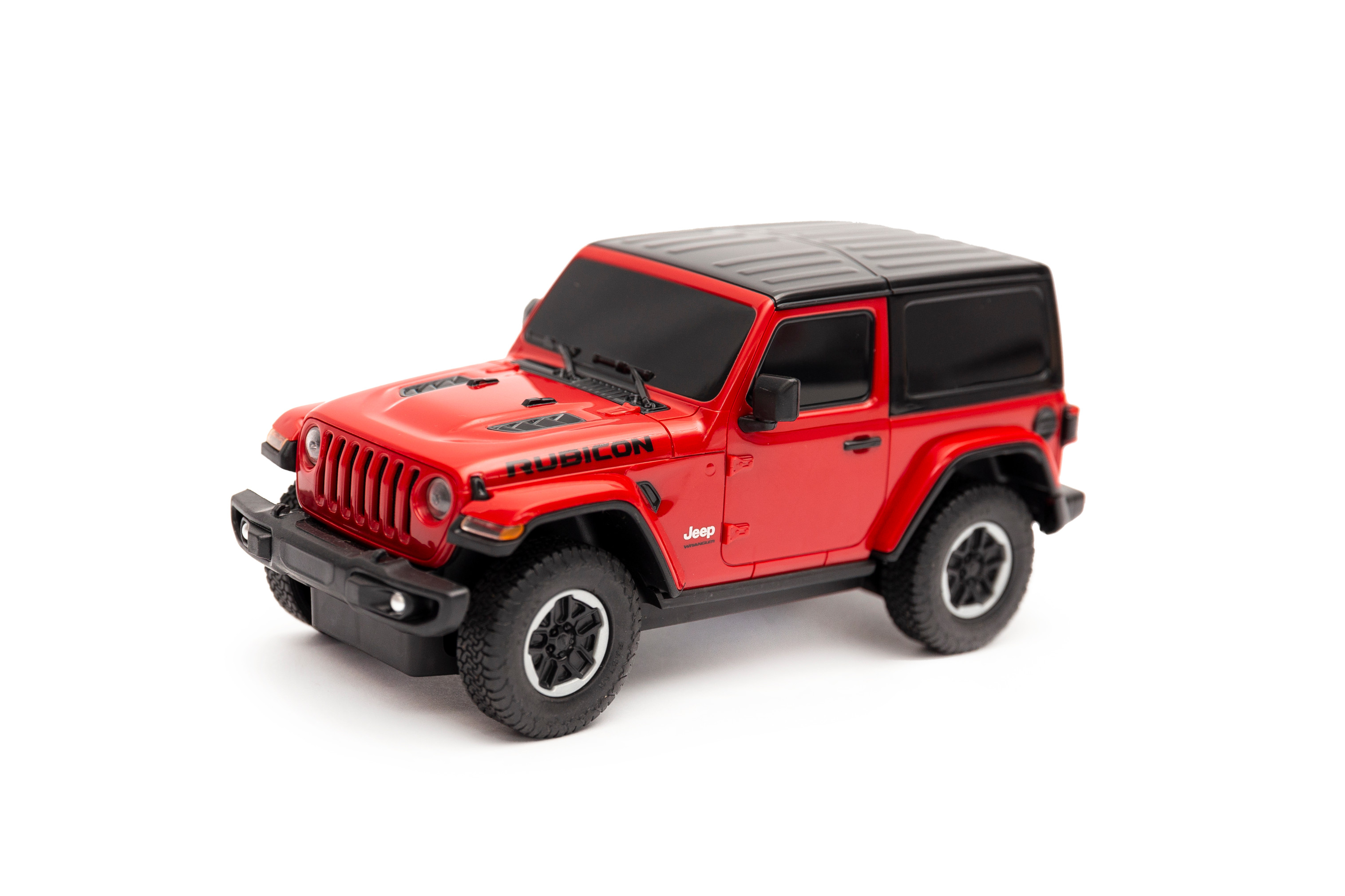 Czerwony samochodzik Jeep Wrangler z czarnym dachem, na białym tle.