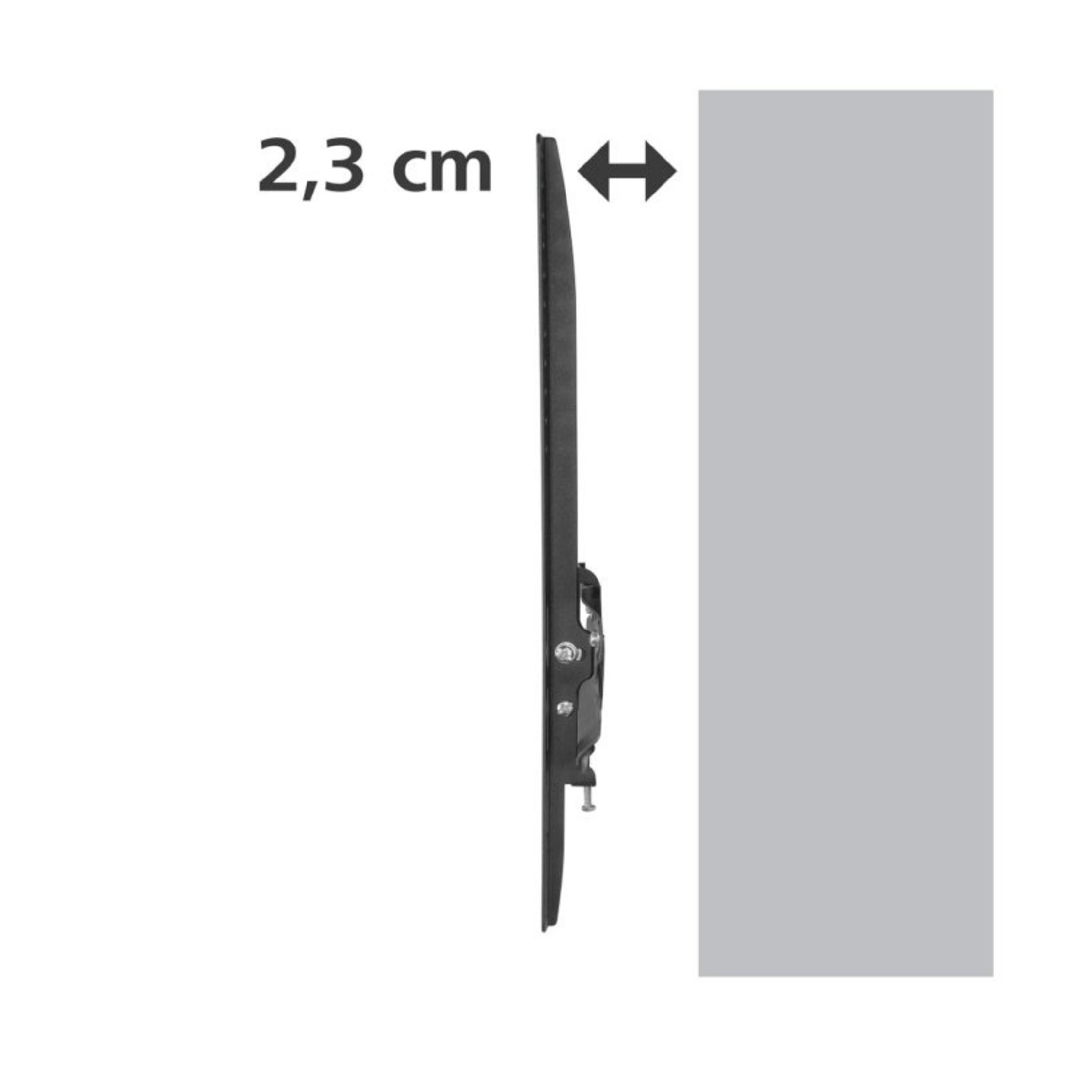 Un soporte negro que sobresale 2,3 cm de una pared gris.
