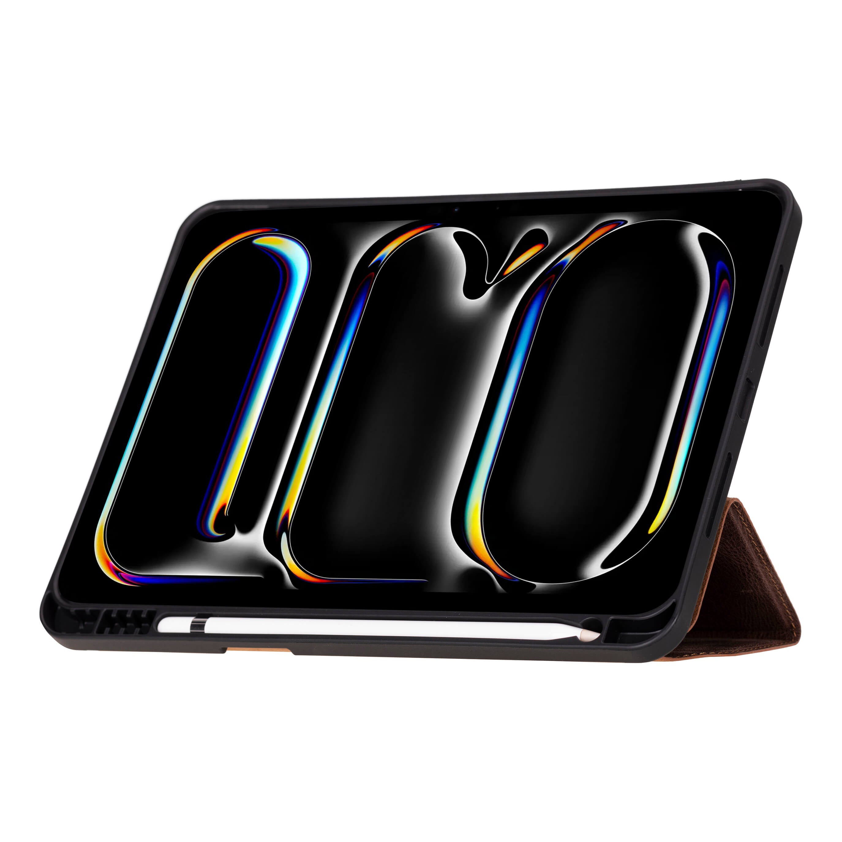 Kalemli kahverengi kılıfta bir tablet, stant üzerinde duruyor.
