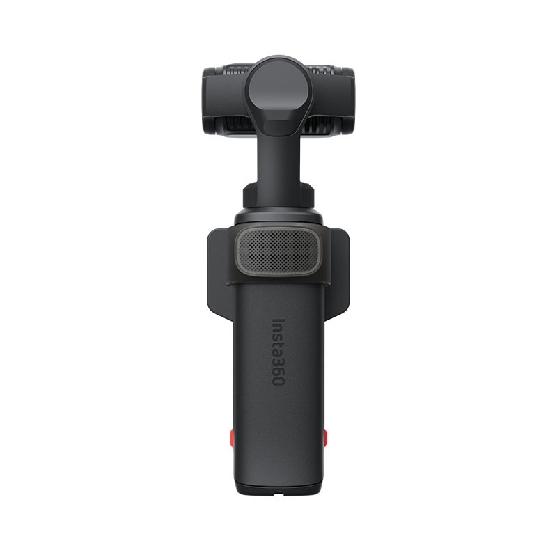 Insta360 logosu ve kırmızı düğmeleri olan koyu renkli elde taşınır gimbal.