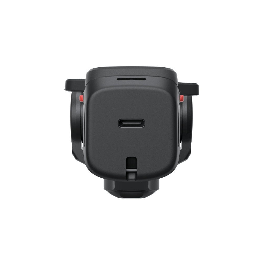 USB-C bağlantı noktasına ve yuva açıklığına sahip siyah gimbal.
