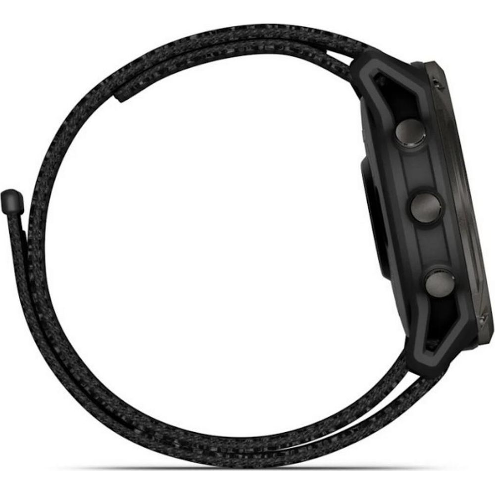 Smartwatch nero con cinturino testurizzato, mostrato di profilo con pulsanti laterali.
