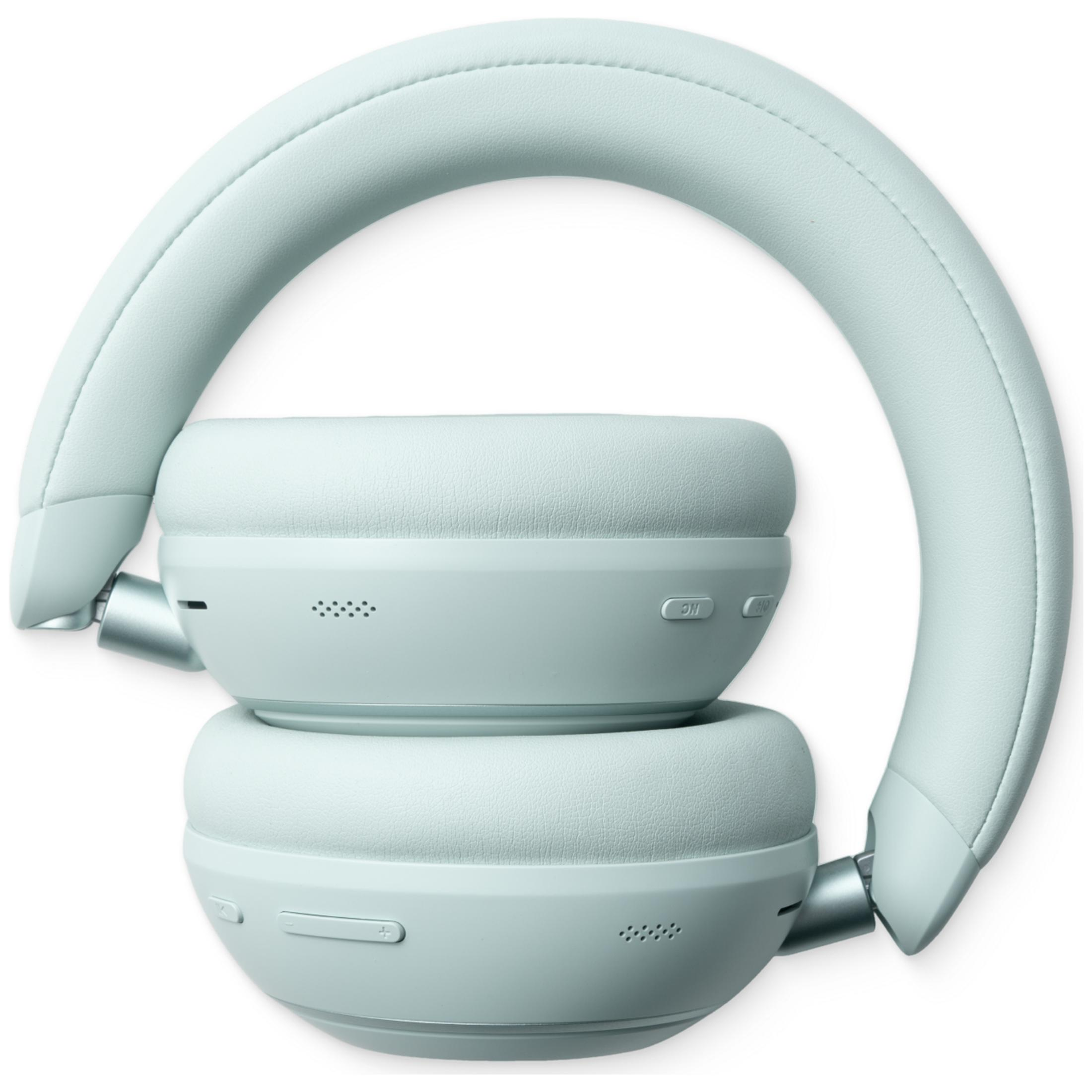 Auriculares azul claro con diadema y orejeras acolchadas, sobre fondo blanco.