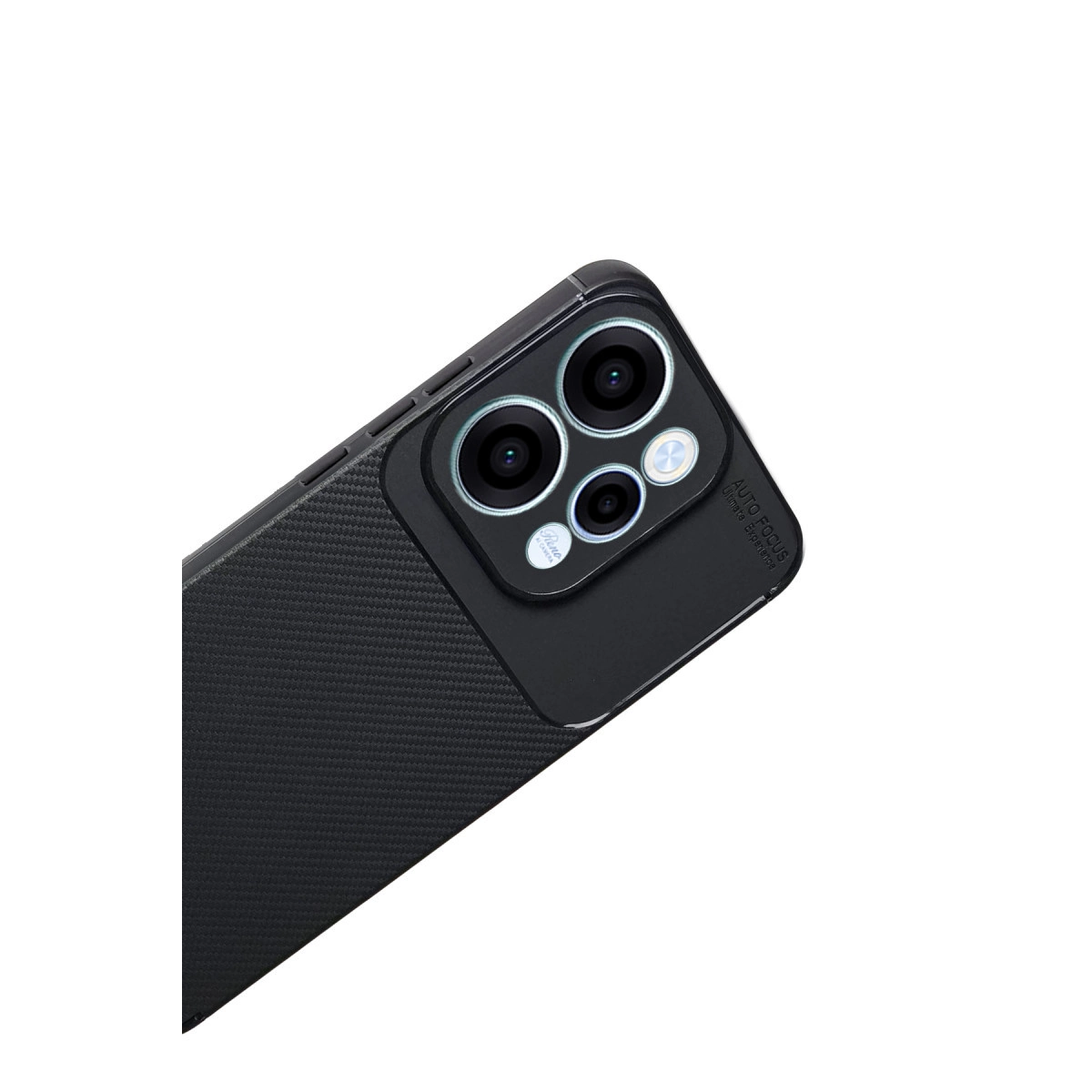 Karbon dokulu siyah telefon kılıfı ve üçlü kamera lens modülü.