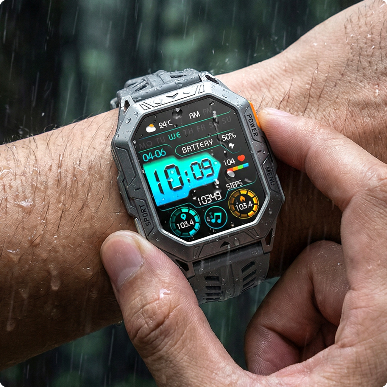 Szary smartwatch na nadgarstku w deszczu. Pokazuje 10:09, 24°C, 50% baterii.