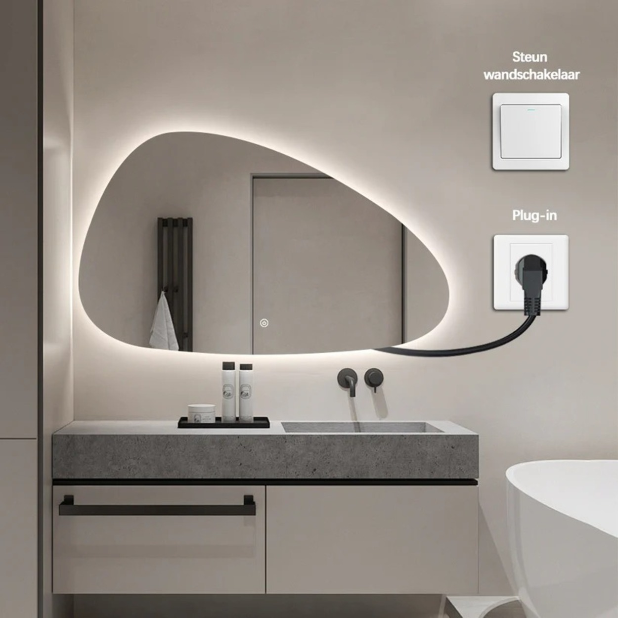 Moderne badkamer met verlichte spiegel, wastafel en wandcontactdoos.