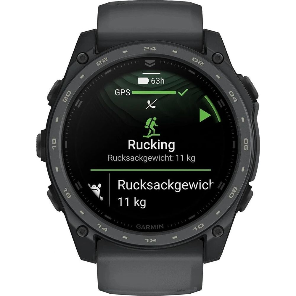Smartwatch grigia mostra attività Rucking con zaino da 11 kg.
