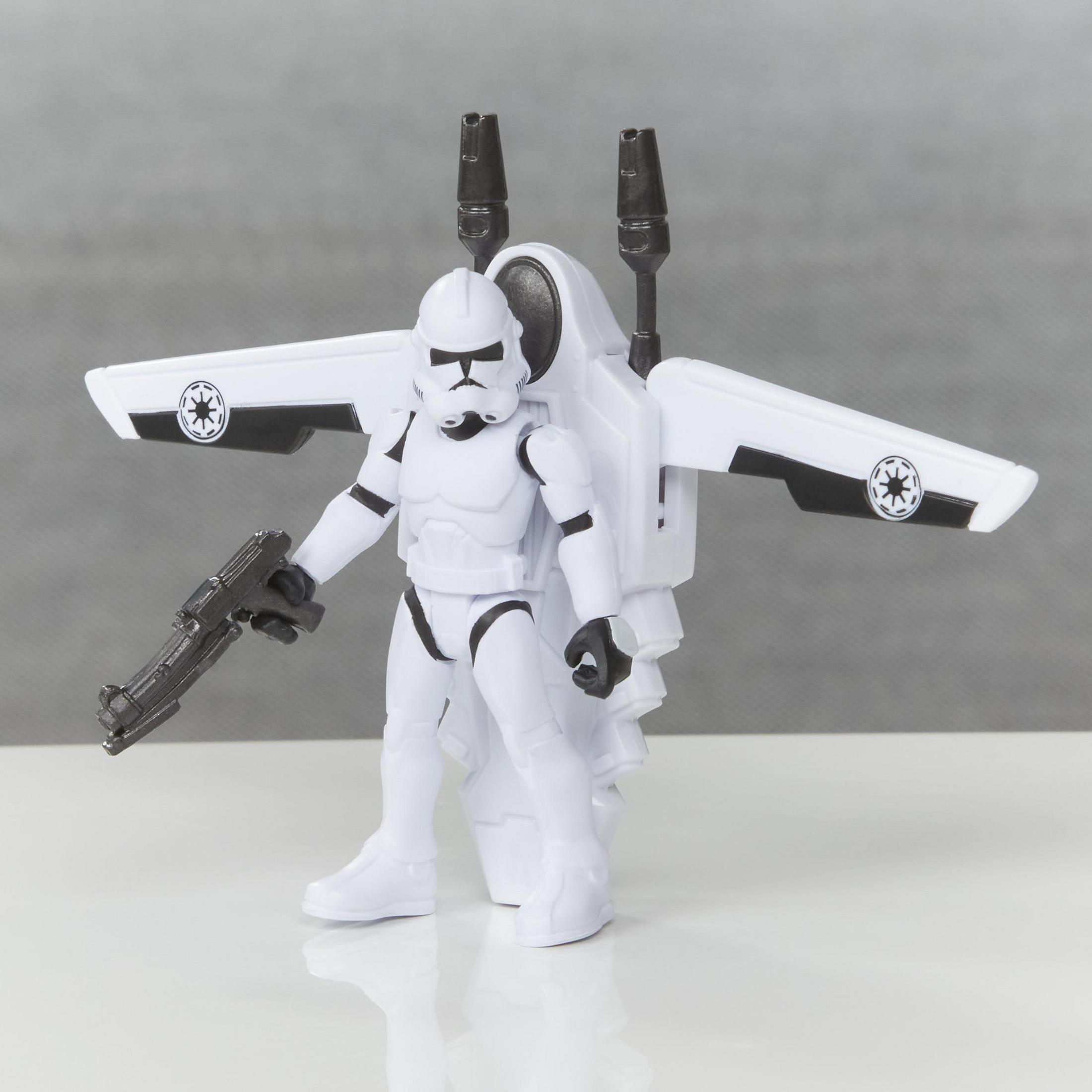 Un soldado de asalto blanco con jetpack y rifle sobre superficie blanca.
