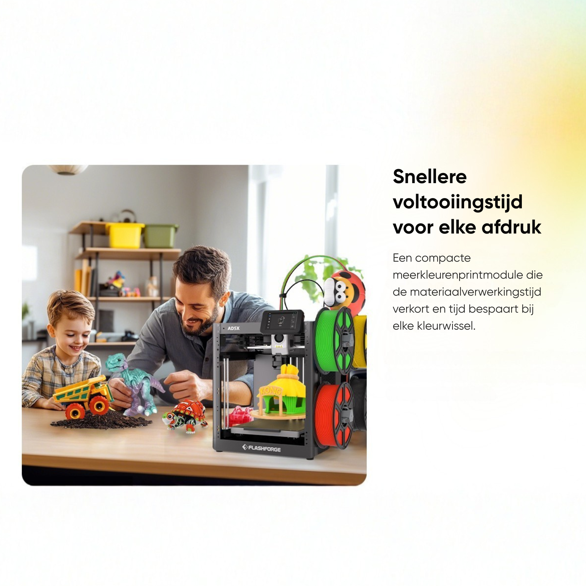 Man en kind spelen met speelgoedauto's en dinosaurussen naast een 3D-printer.