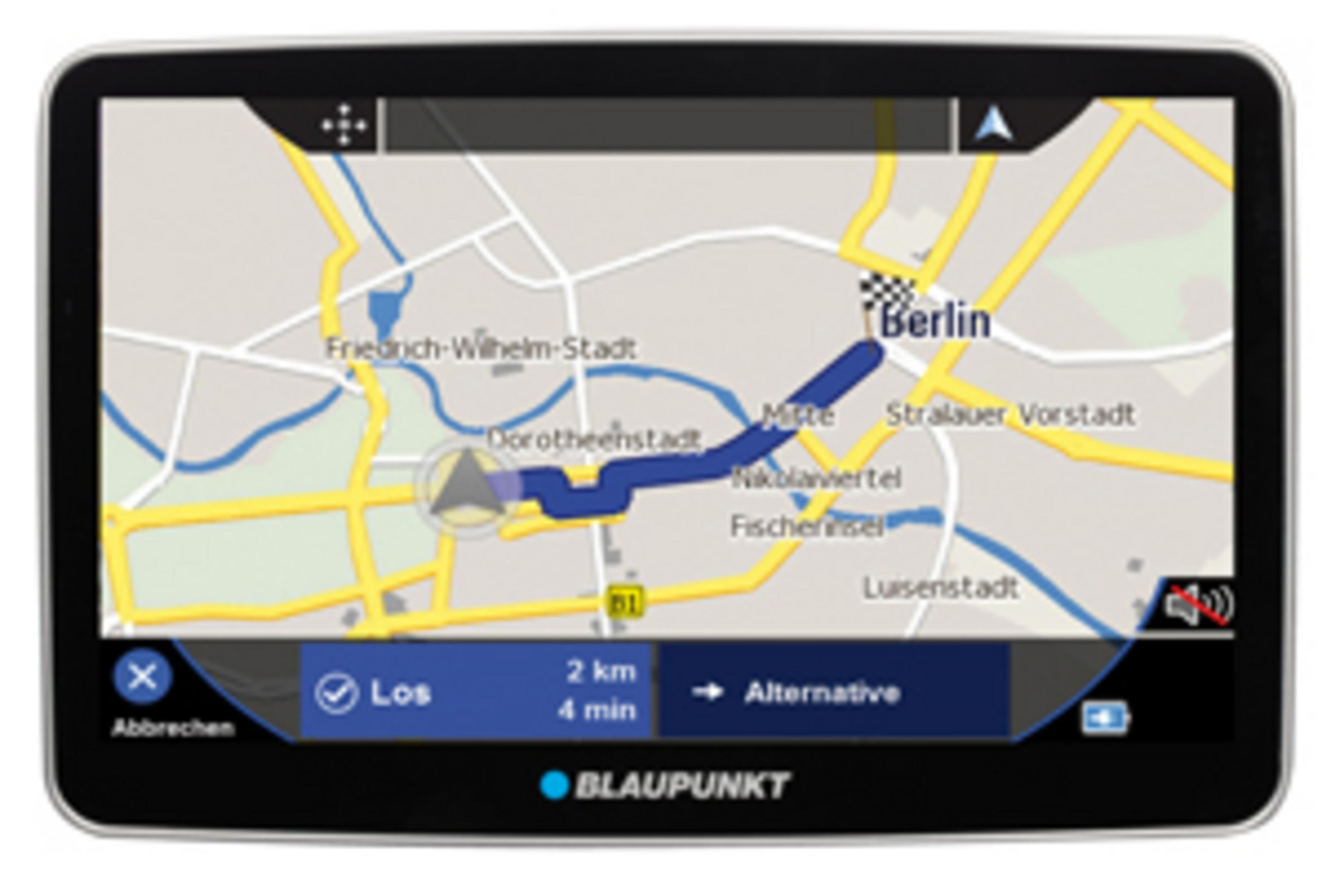 Navigationsgerät zeigt Karte von Berlin mit Route. Es sind 2 km/4 min bis zum Ziel.