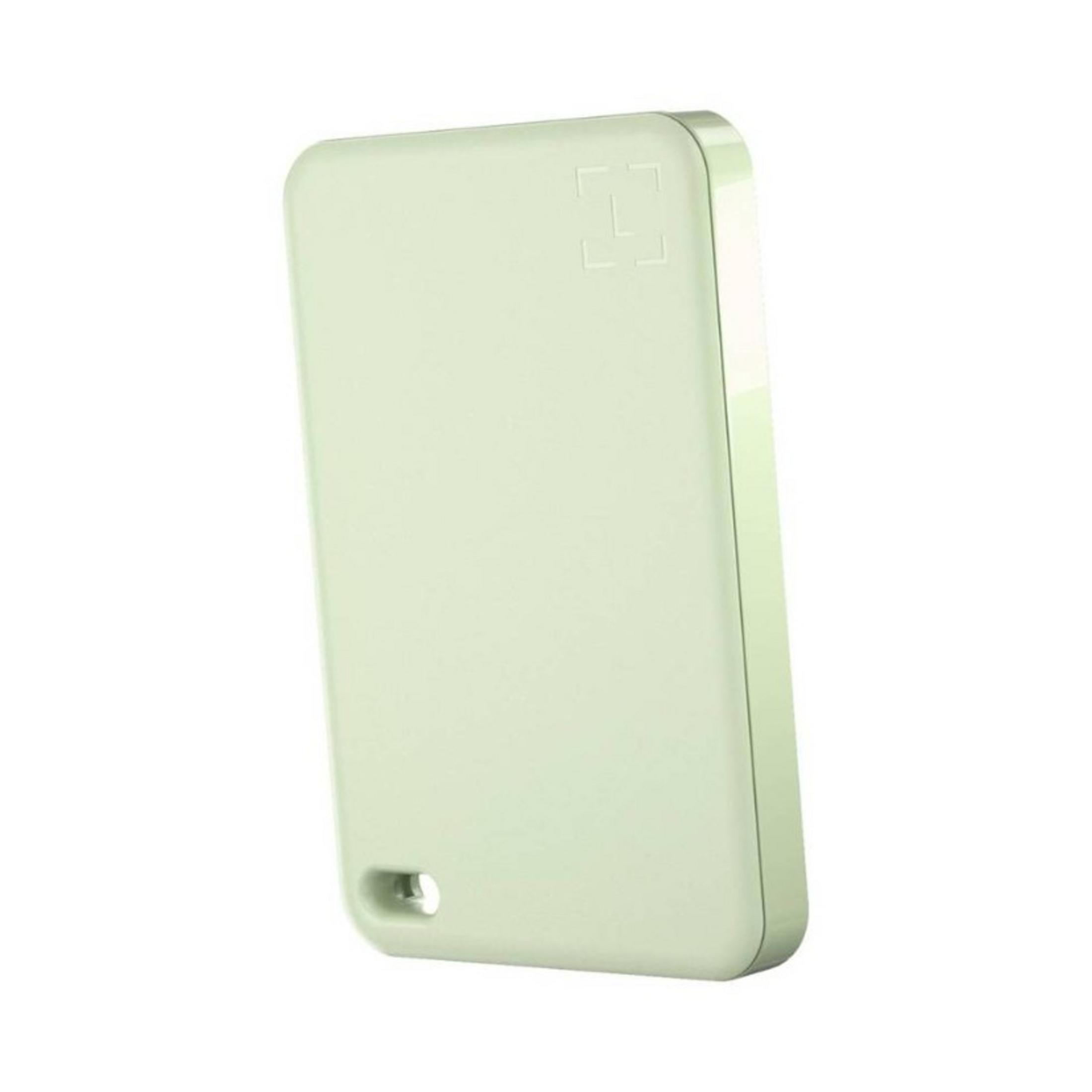 Un dispositivo rectangular verde claro con esquinas redondeadas y un agujero.