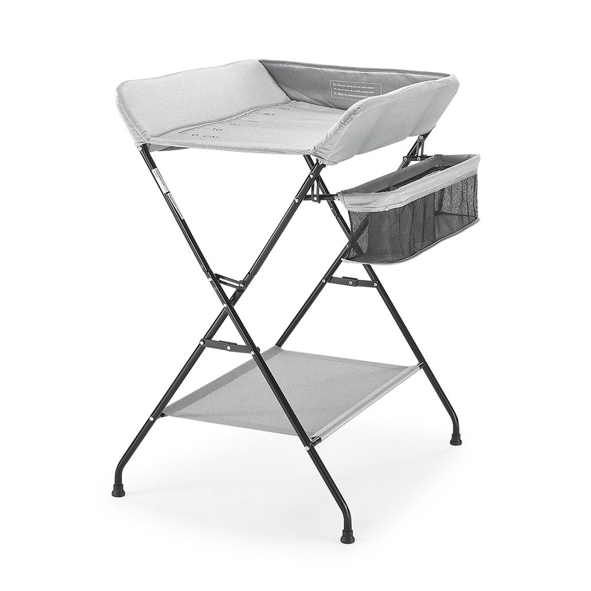 Grauer Wickeltisch mit Metallgestell, Netzablage und Liegefläche mit Maßskala.