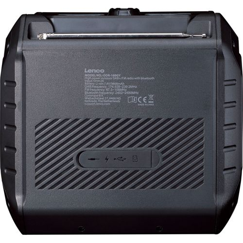 Rückseite eines schwarzen Lenco Outdoor-Radios mit ausgefahrenem Antennenstab.