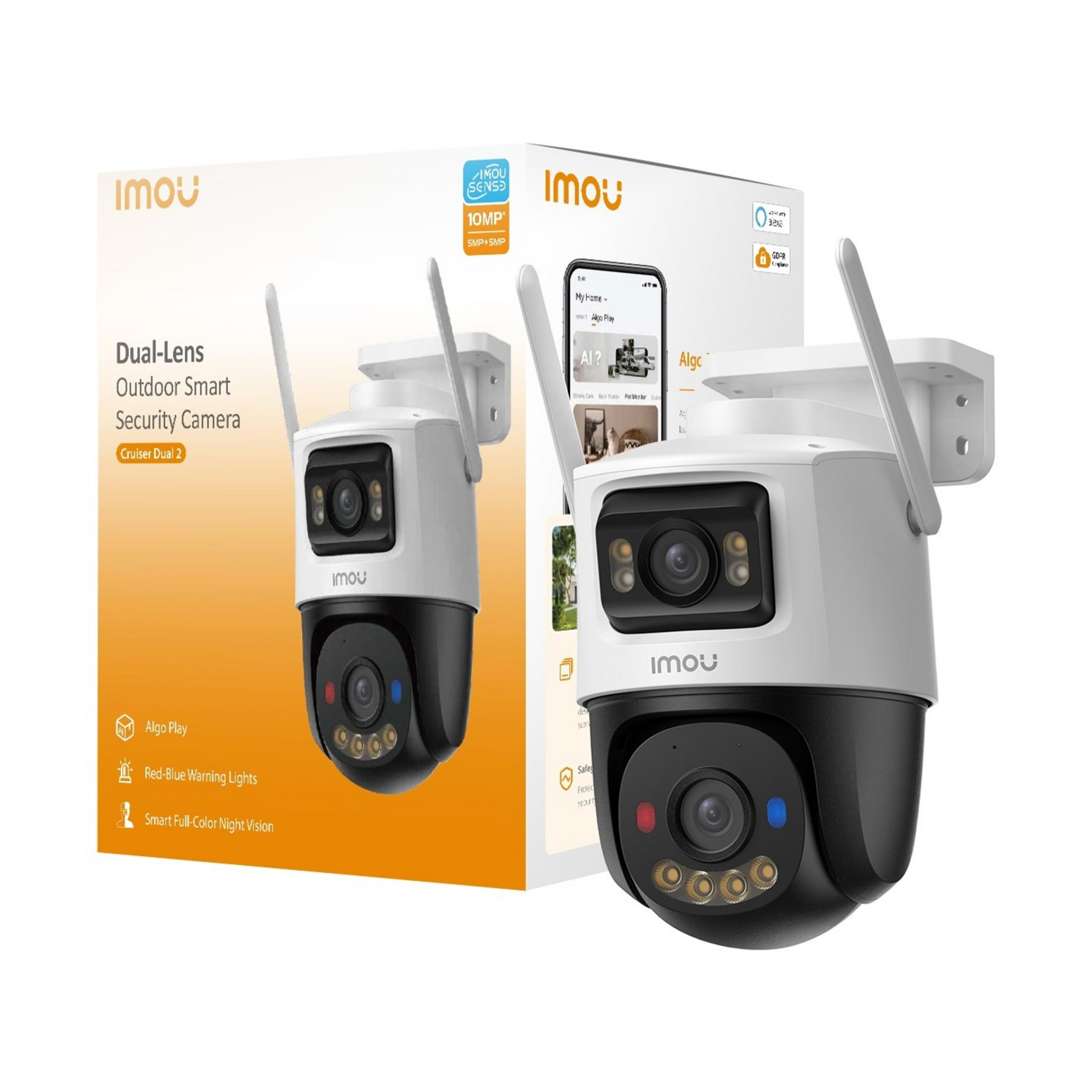Una confezione di telecamera di sicurezza smart da esterno Imou Dual-Lens con due telecamere.