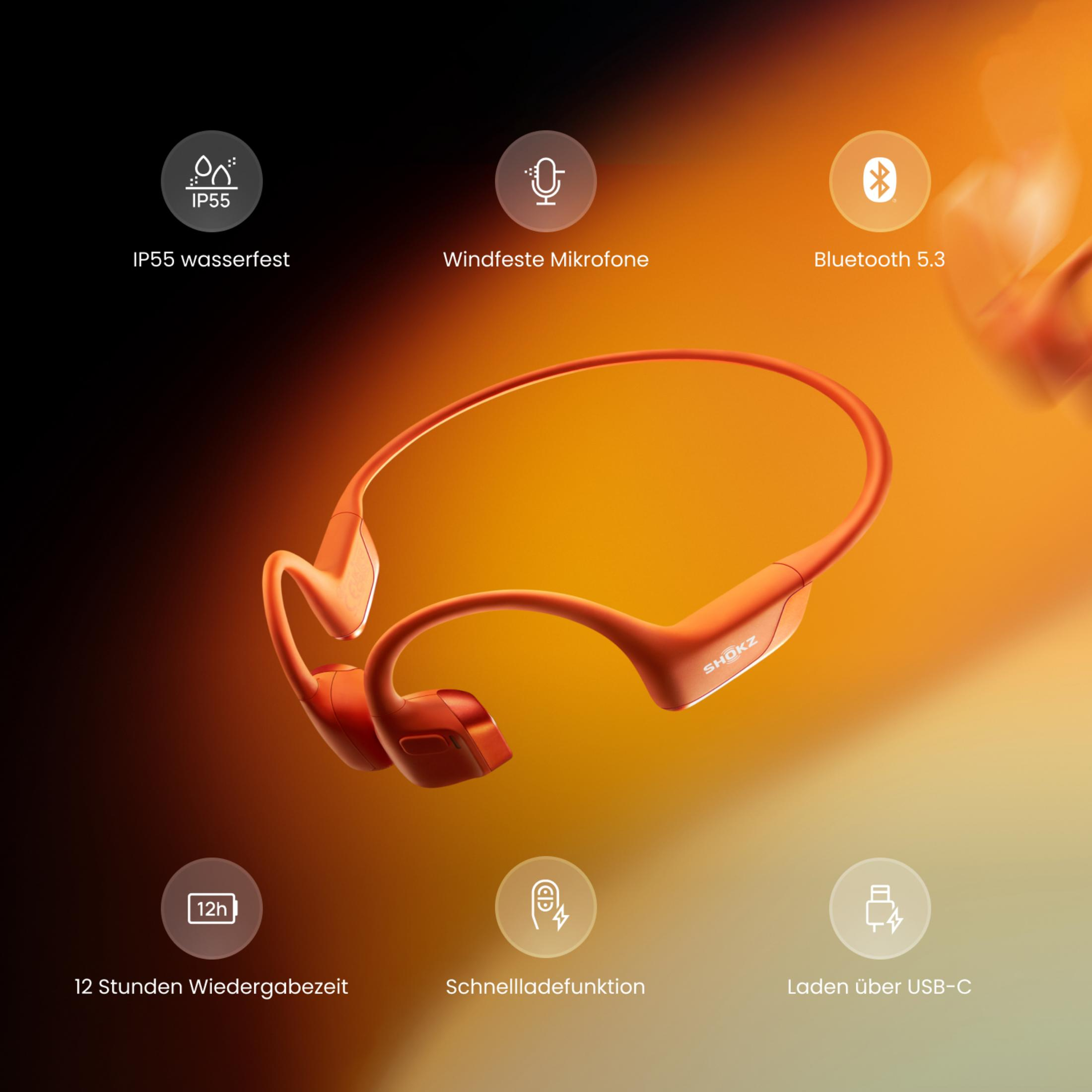 Auriculares naranjas con iconos: IP55, viento, Bluetooth, 12h batería, carga rápida, USB-C.