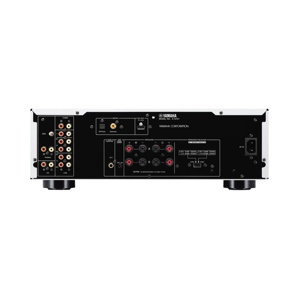 Çok sayıda bağlantı noktasına sahip beyaz Yamaha A-S701 amplifikatörün arka görünümü.