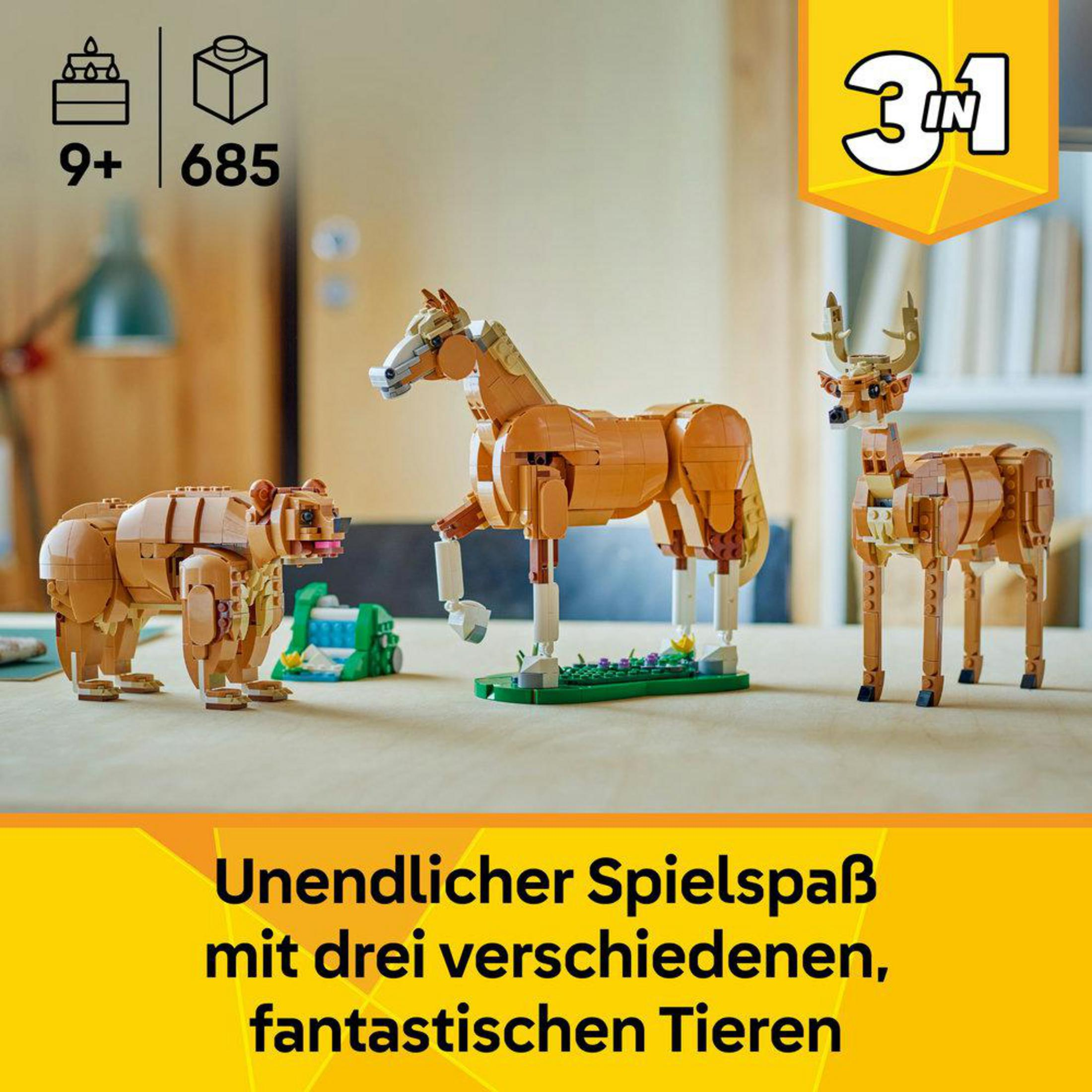 Modelli Lego di orso, cavallo e cervo su un tavolo.