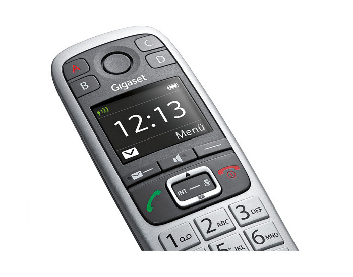 Un telefono cordless Gigaset con display, tastiera e icona della cornetta.