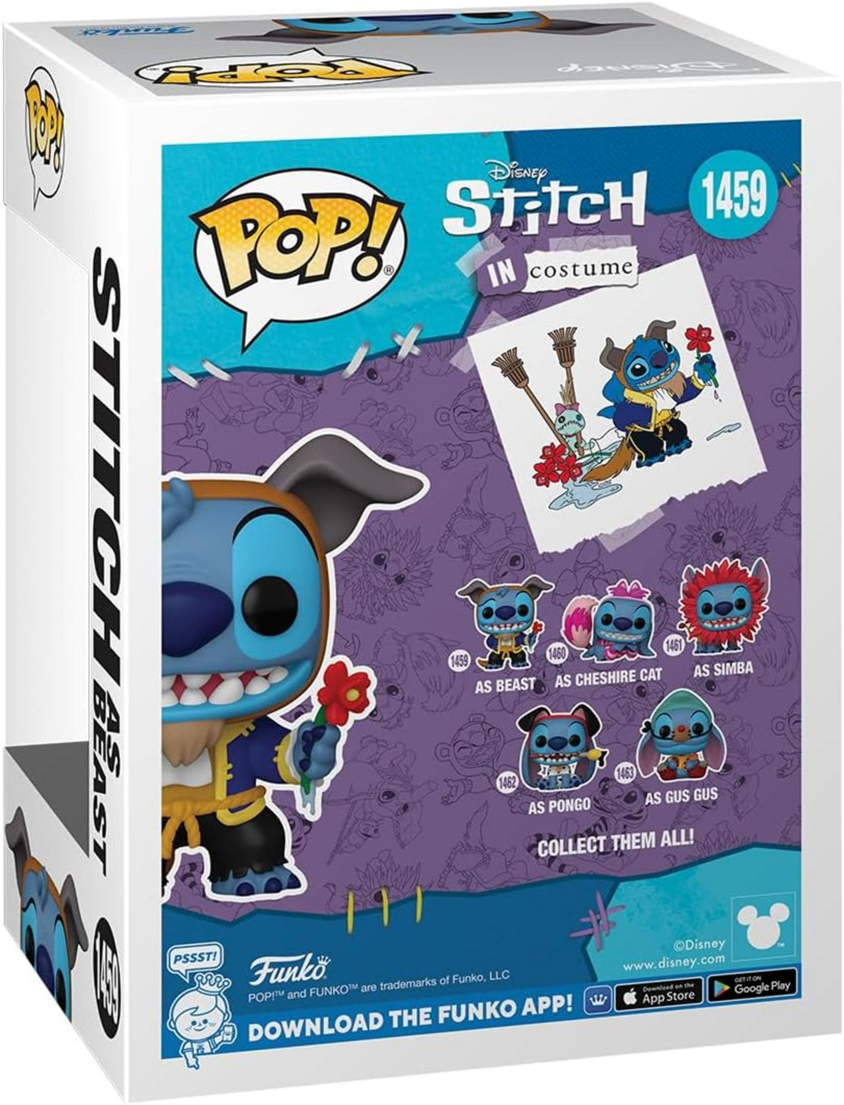 Scatola Funko Pop! mostra Stitch in vari costumi, tra cui Bestia e Gatto Stregatto.