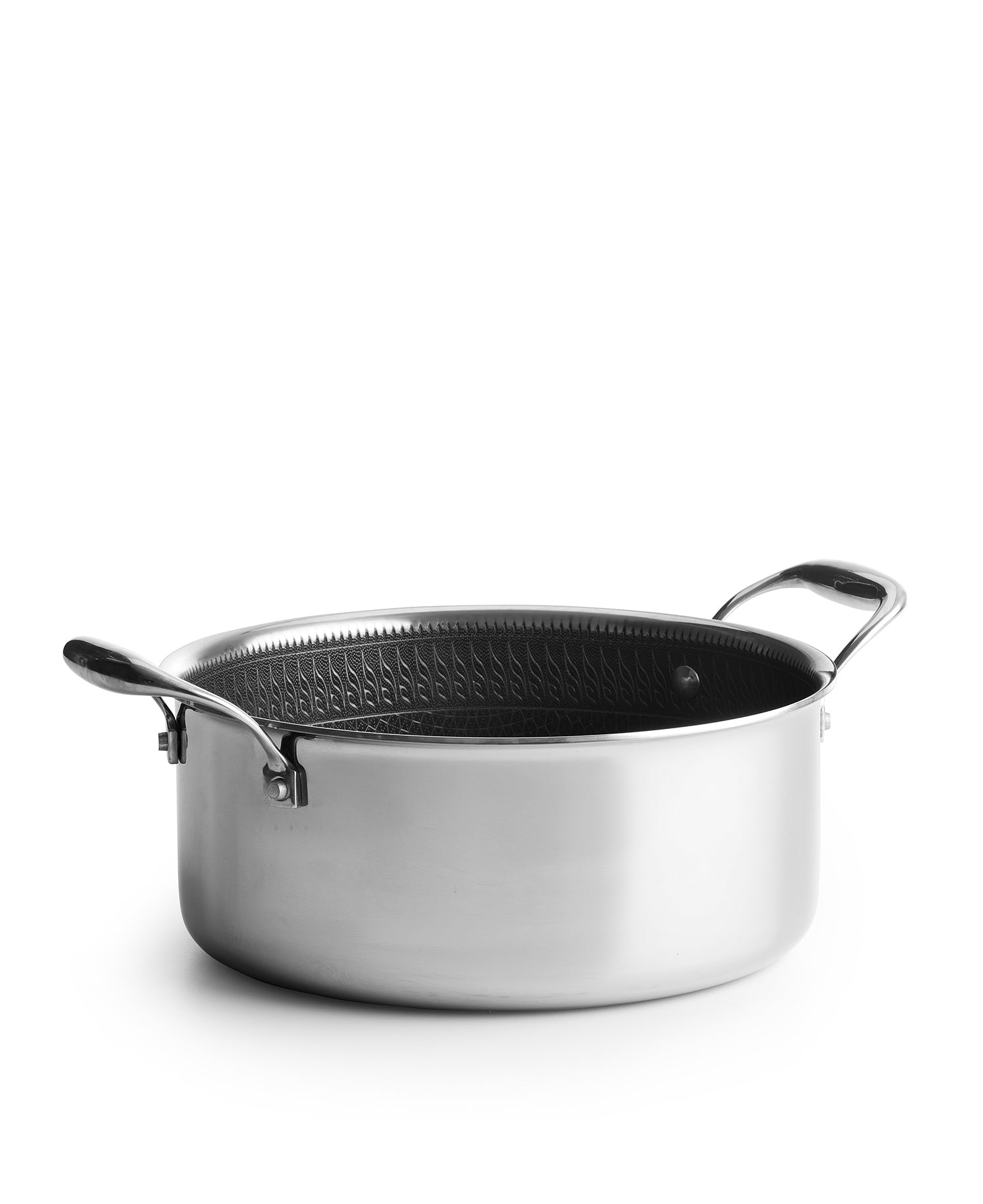 Una olla plateada con dos asas y un inserto.