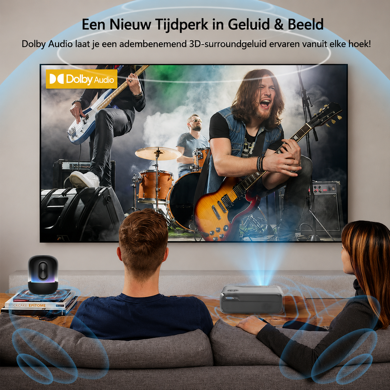 Een stel kijkt een concertfilm met Dolby Audio op een groot scherm.