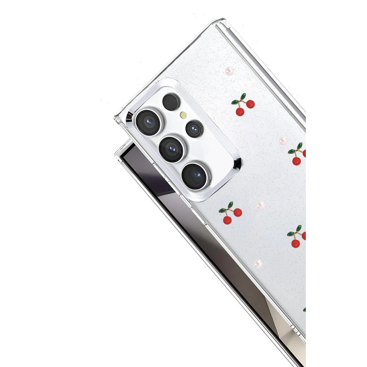 Kiraz ve inci desenli şeffaf telefon kılıfı.