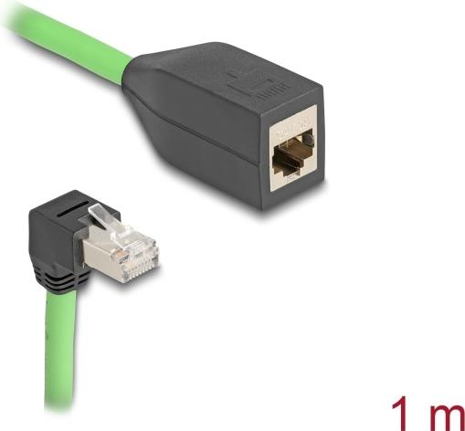 Cavo Ethernet verde con spina angolata a 90 gradi e accoppiatore.