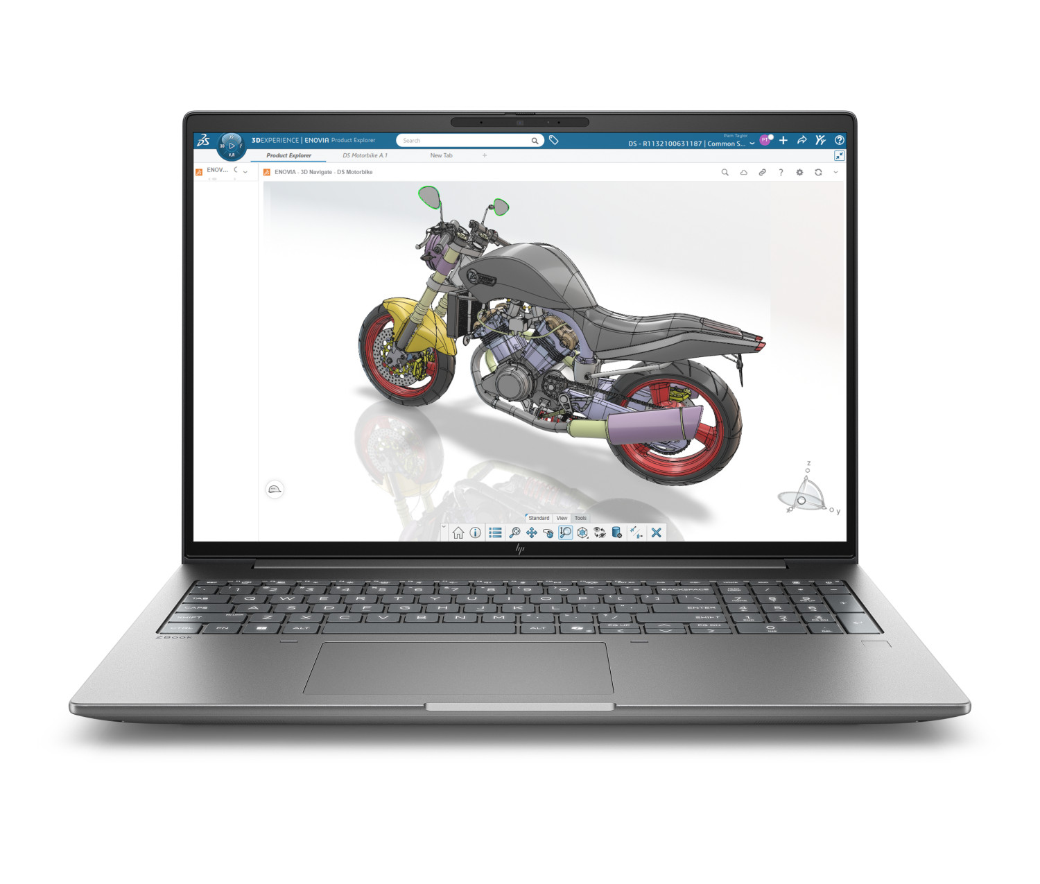 Laptop che mostra un modello CAD 3D di una motocicletta con componenti dettagliati.
