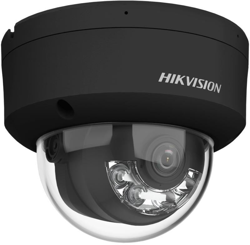 Telecamera dome Hikvision nera con cupola trasparente, lente e LED IR.