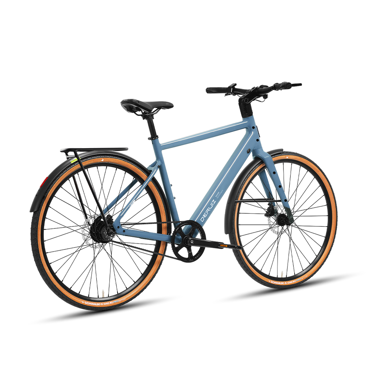 Ein blaues Fahrrad mit braunen Reifen und Gepäckträger, steht auf weißem Untergrund.