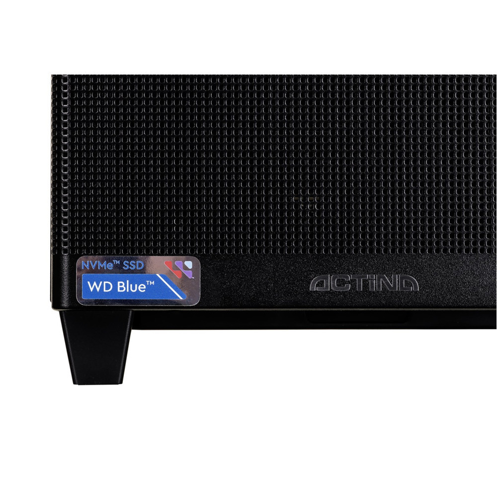 Custodia nera con motivo a griglia, adesivo WD Blue NVMe SSD e logo ACTINQ.