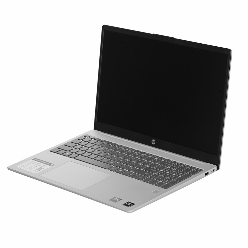 Srebrny laptop HP z czarnym ekranem i klawiaturą, na białym tle.