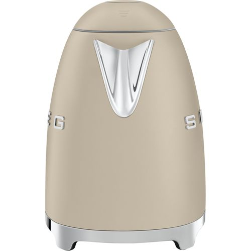 Eine cremefarbene SMEG-Wasserkocher mit Chromdetails.
