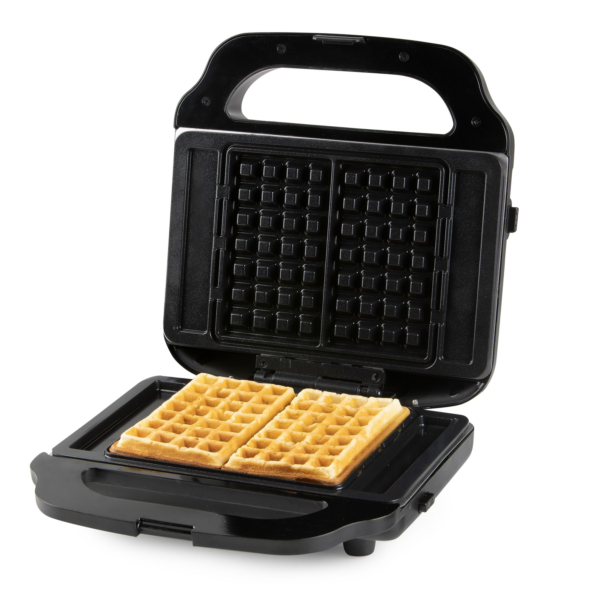 Ein offener schwarzer Waffelautomat mit zwei goldenen Waffeln.