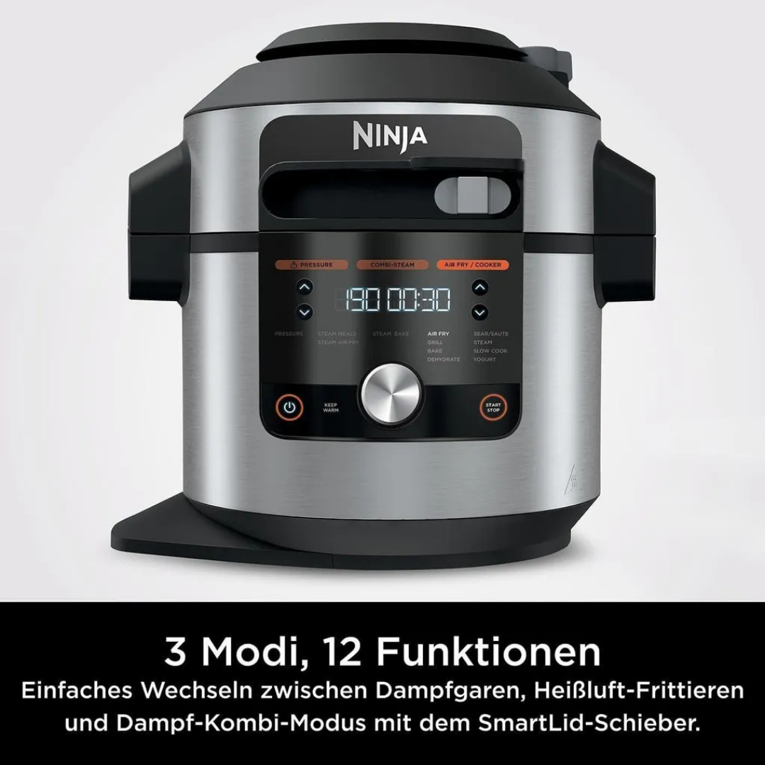Ein silberner Ninja Multi-Kocher mit digitalen Anzeigen und Bedienelementen.