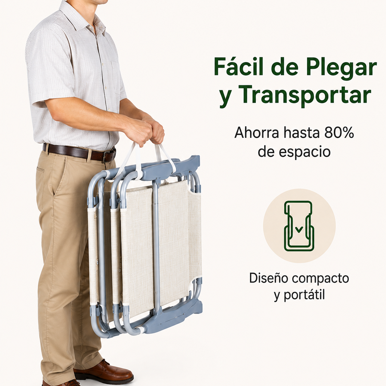 Un hombre lleva una tumbona plegada en beige y gris.