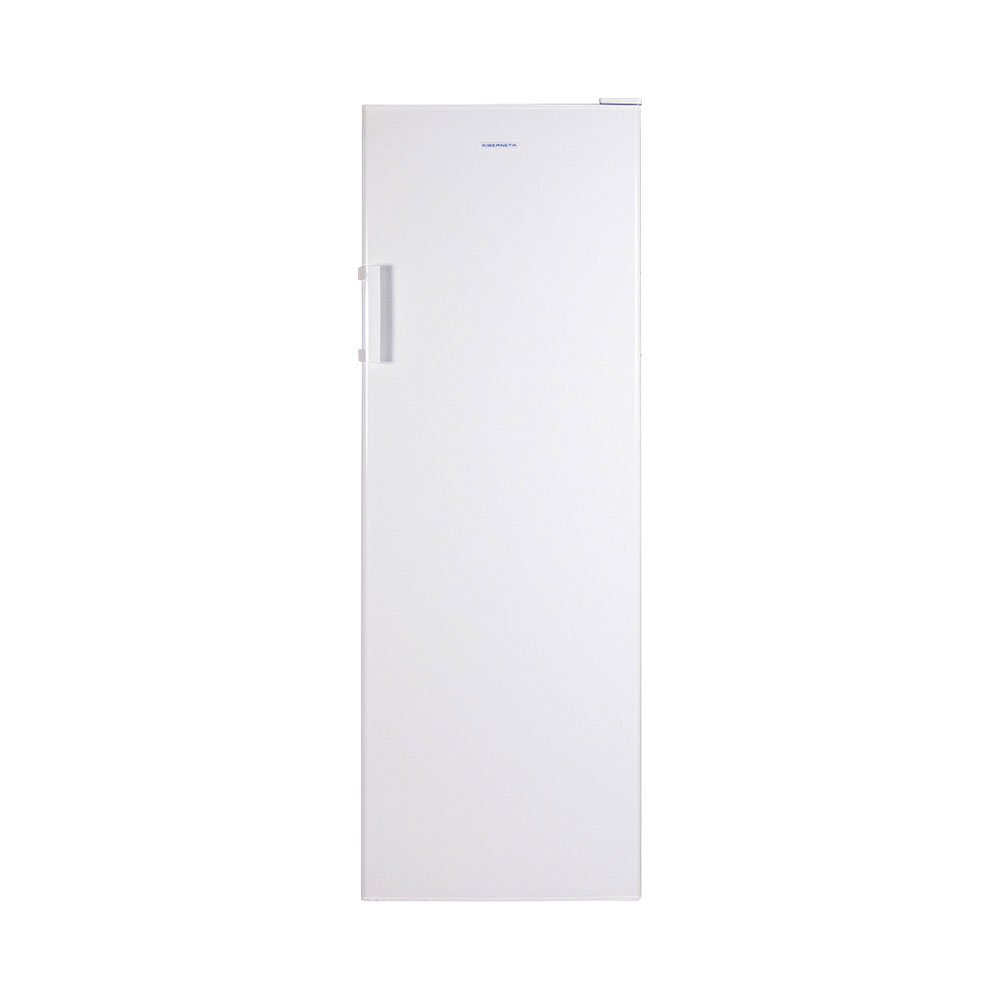 Un congelatore bianco e verticale con maniglia argentata sul lato sinistro.