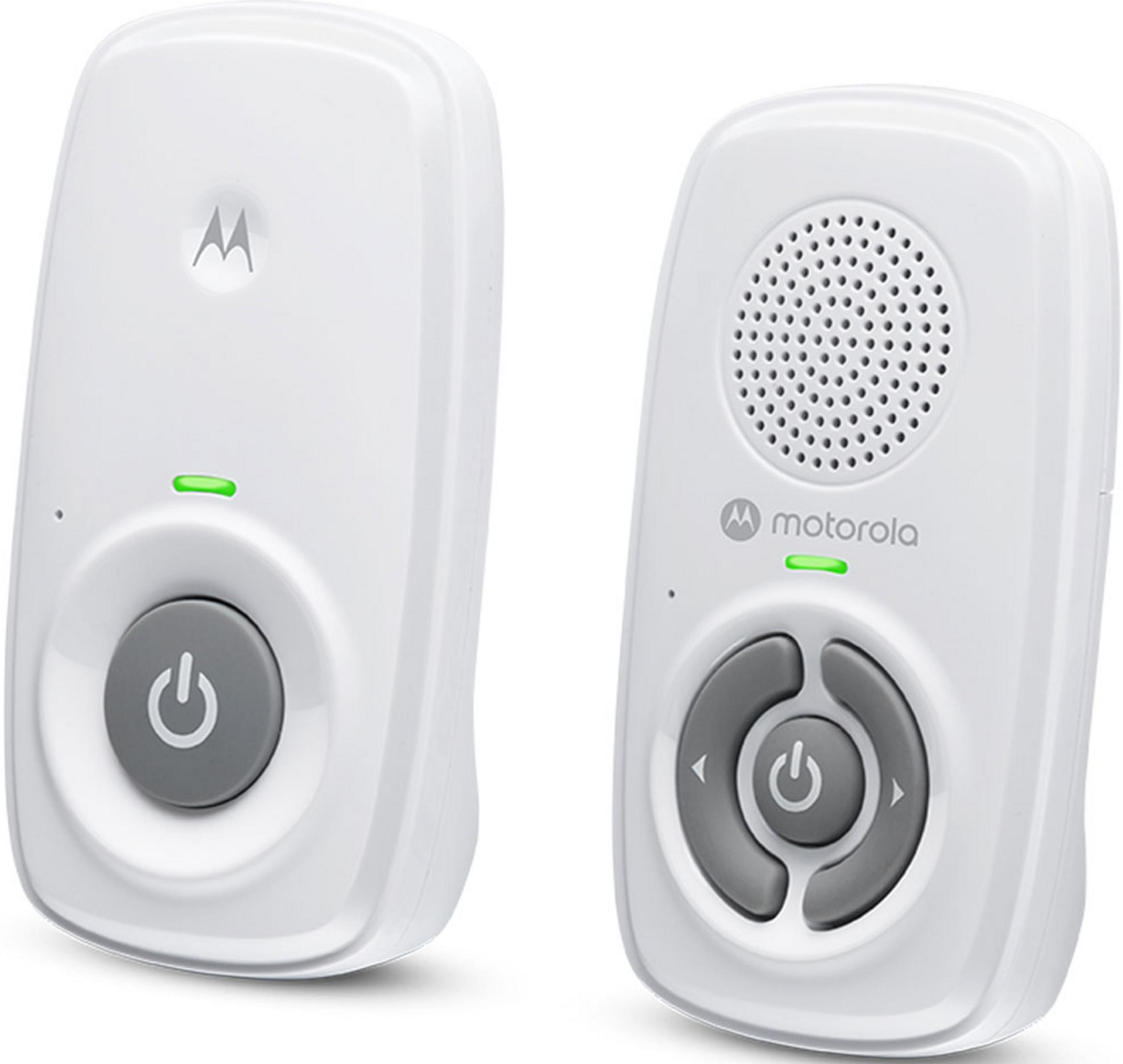Due baby monitor Motorola bianchi con pulsanti di accensione e griglie.