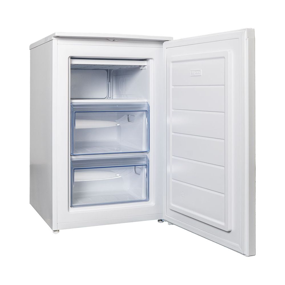 Ein weißer Gefrierschrank mit geöffneter Tür, zwei Schubladen innen.