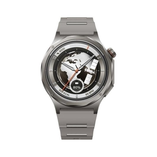 Graue Smartwatch mit Weltkarten-Display, Satellit und Fitnessdaten.