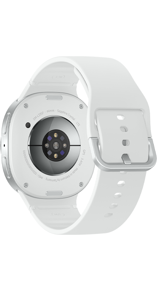 Reloj inteligente blanco con carcasa plateada y sensor de frecuencia cardíaca atrás.