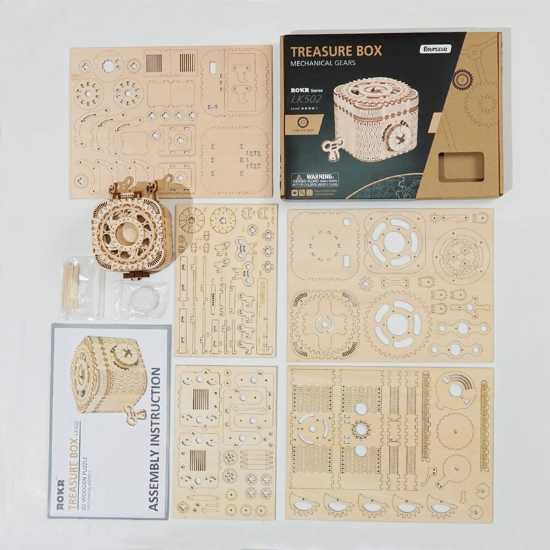Mekanik dişlilere sahip hazine kutusu için ahşap kit, talimatlar ve parçalar.