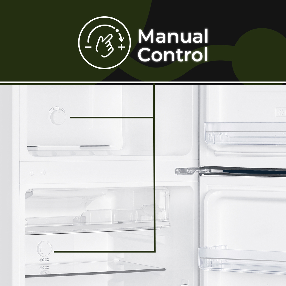 Interior de un frigorífico con mandos de control manual y estantes.