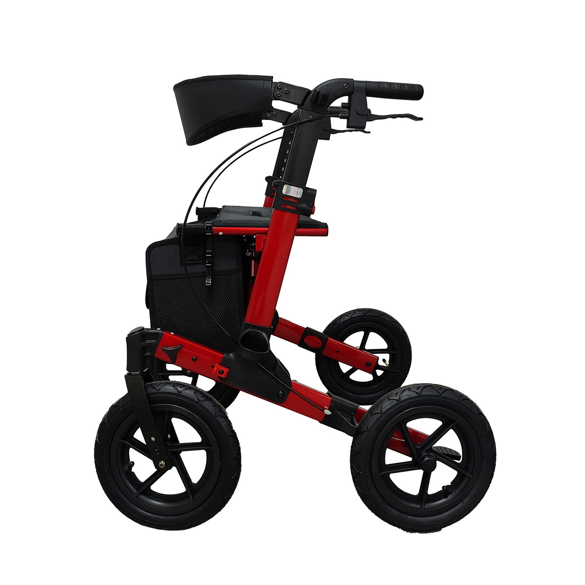 Roter Rollator mit schwarzen Rädern, Griffen und Tasche.