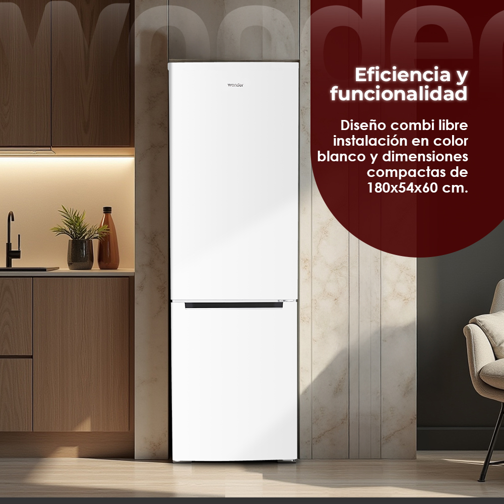 Un frigorífico combi blanco independiente en una cocina moderna.