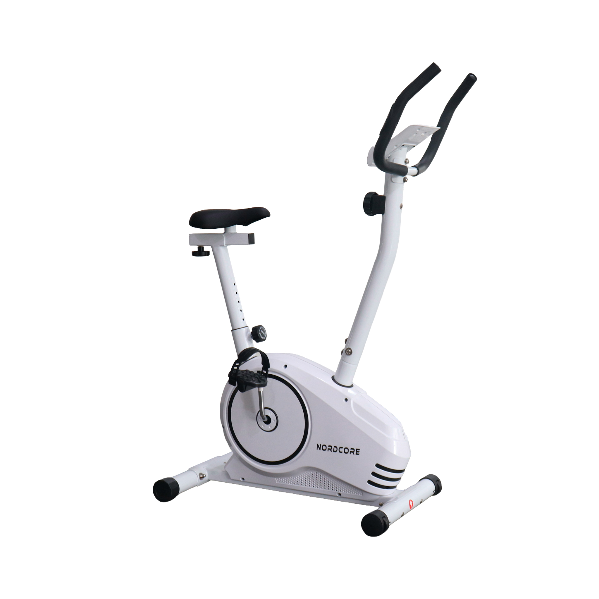 Ein weißes Heimtrainerfahrrad mit schwarzem Sitz und Griffen, freigestellt auf weißem Hintergrund.