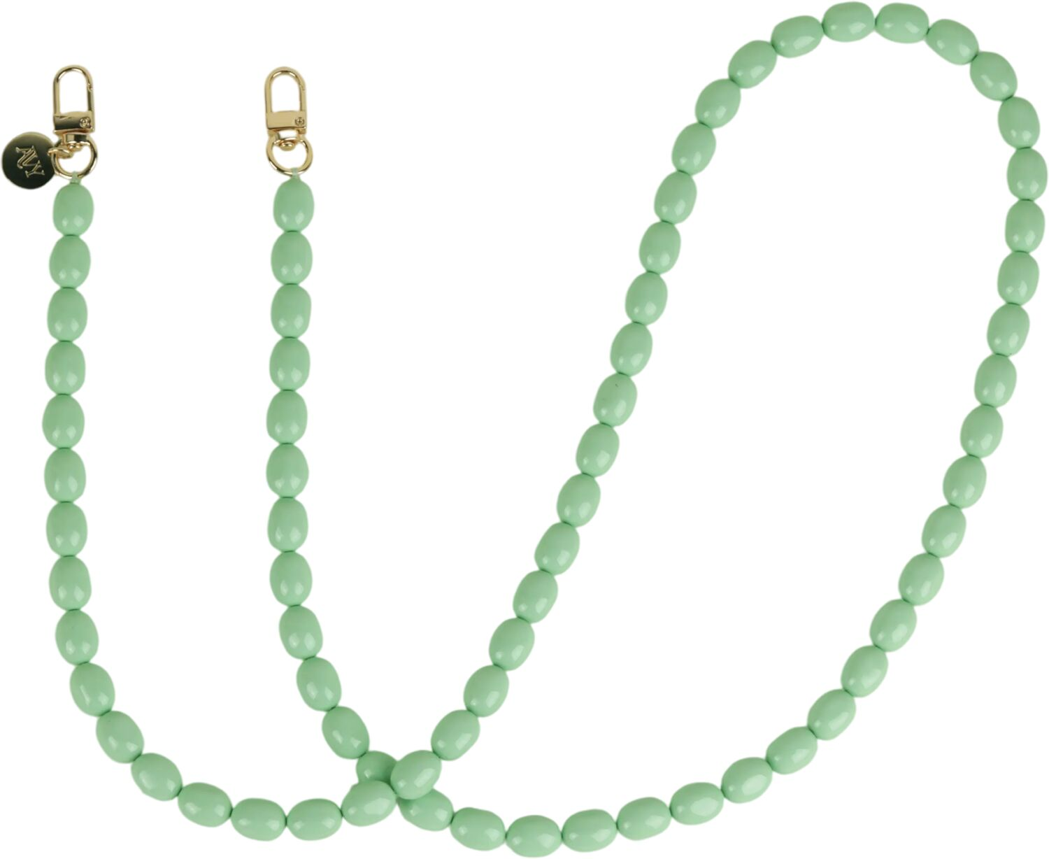 Een lichtgroene kralenketting met ovale kralen en twee gouden karabijnsluitingen.