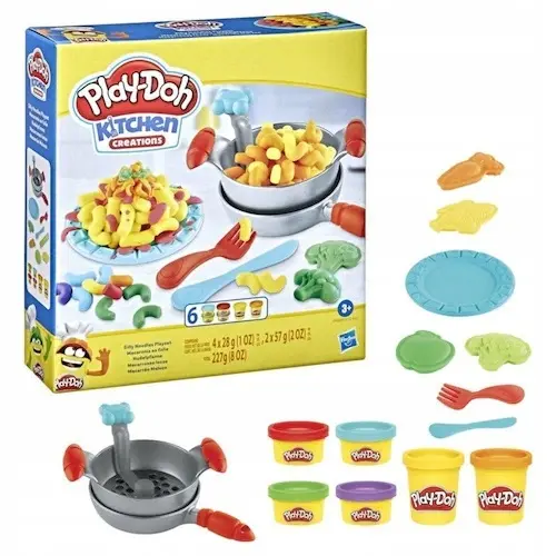Zestaw Play-Doh Kuchnia z makaronem, warzywami i narzędziami.