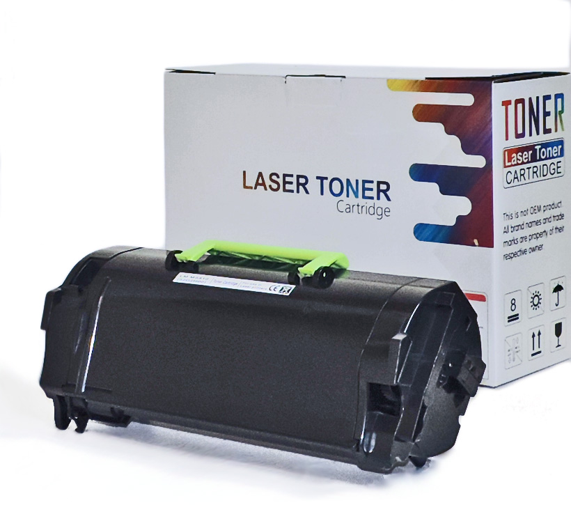 Schwarze Tonerkartusche mit grünem Griff vor einer Box mit der Aufschrift "Laser Toner Cartridge".