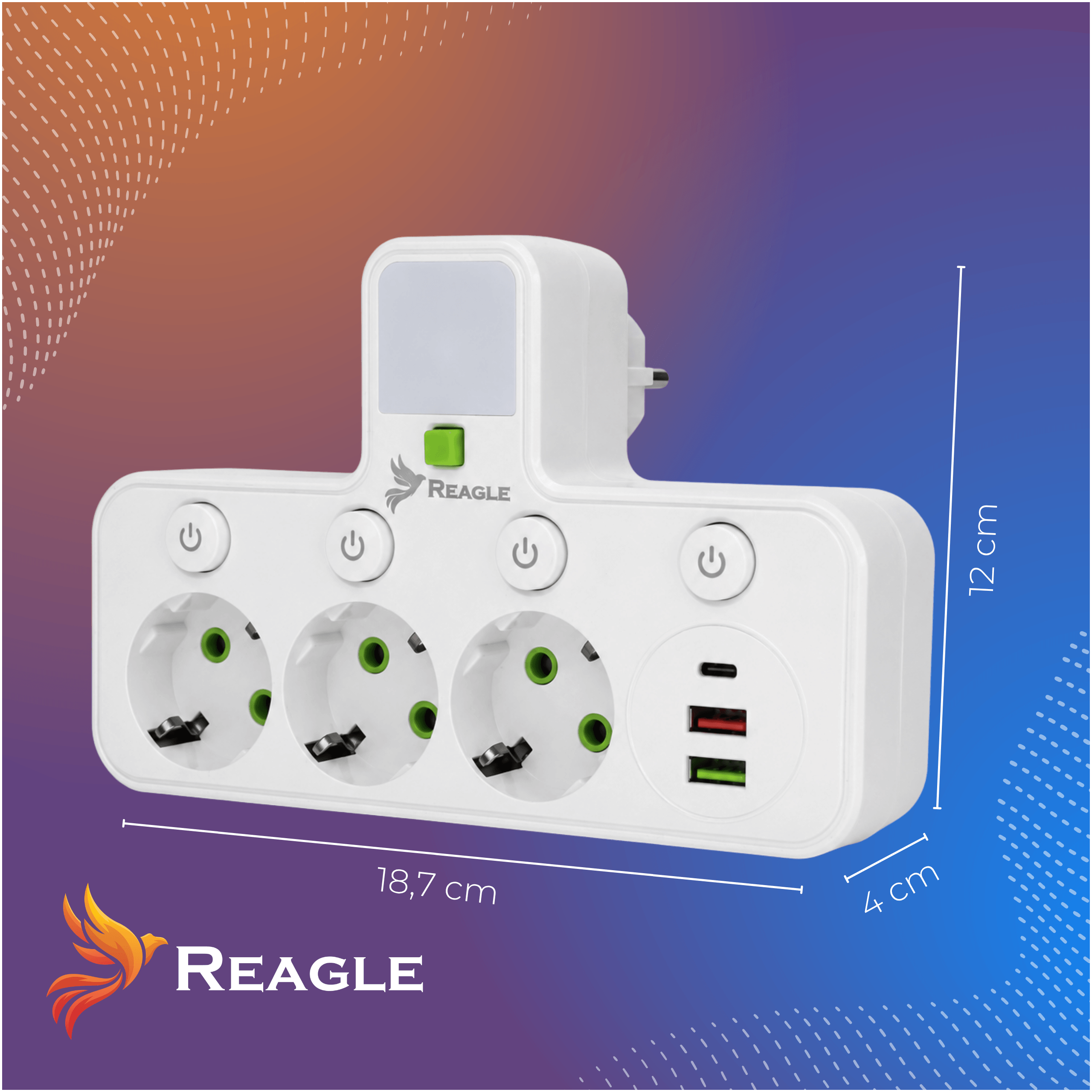 Regleta blanca con enchufes, puertos USB y luz.